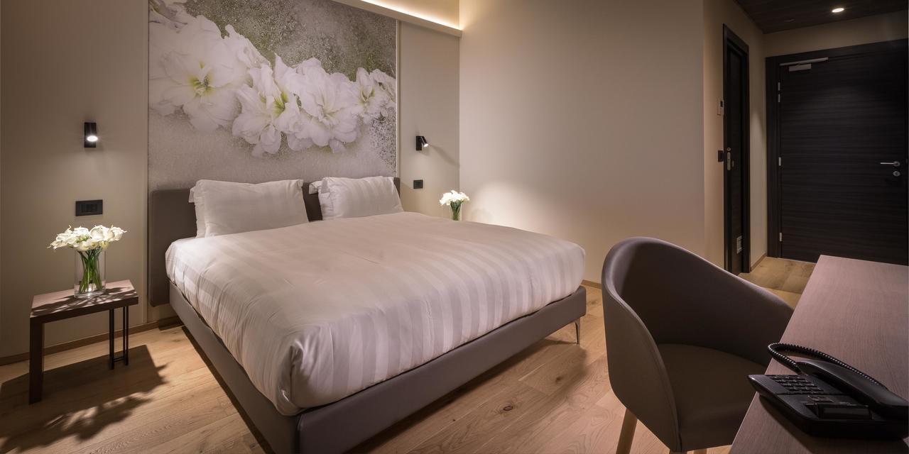 Hotel The Cube Fidenza Dış mekan fotoğraf