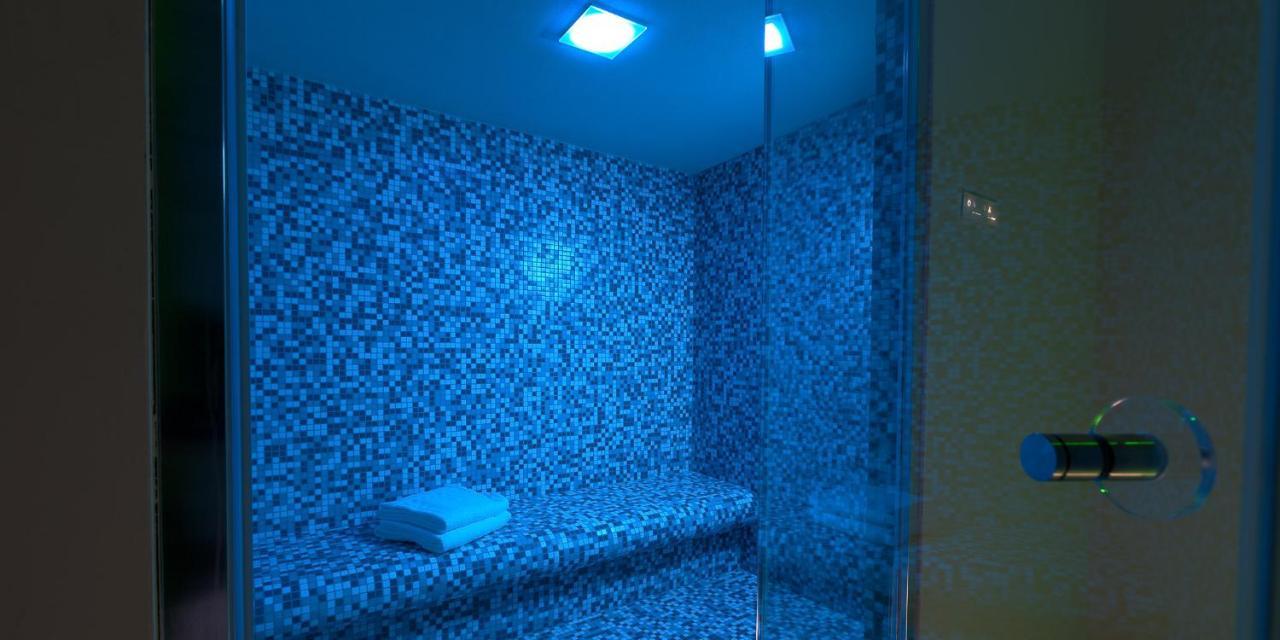 Hotel The Cube Fidenza Dış mekan fotoğraf